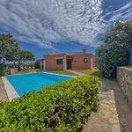 Camilla - Private Pool Villa Stintino