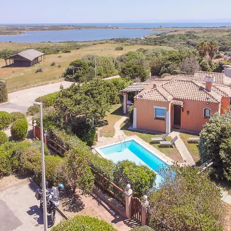 Camilla - Private Pool Villa Stintino